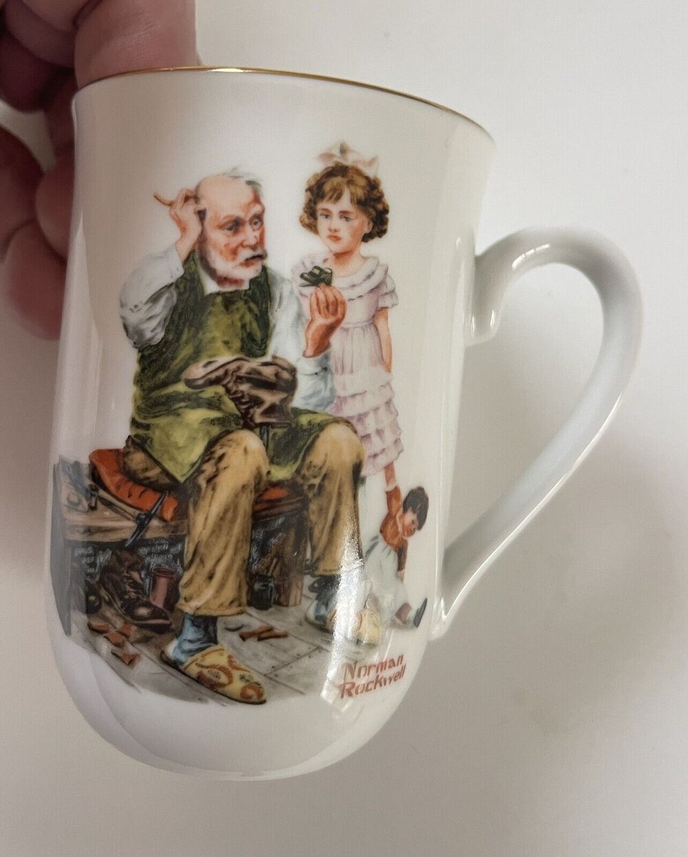 Vintage 1982 NORMAN ROCKWELL Museum Collectible Cup Mug The Cobbler Authentic